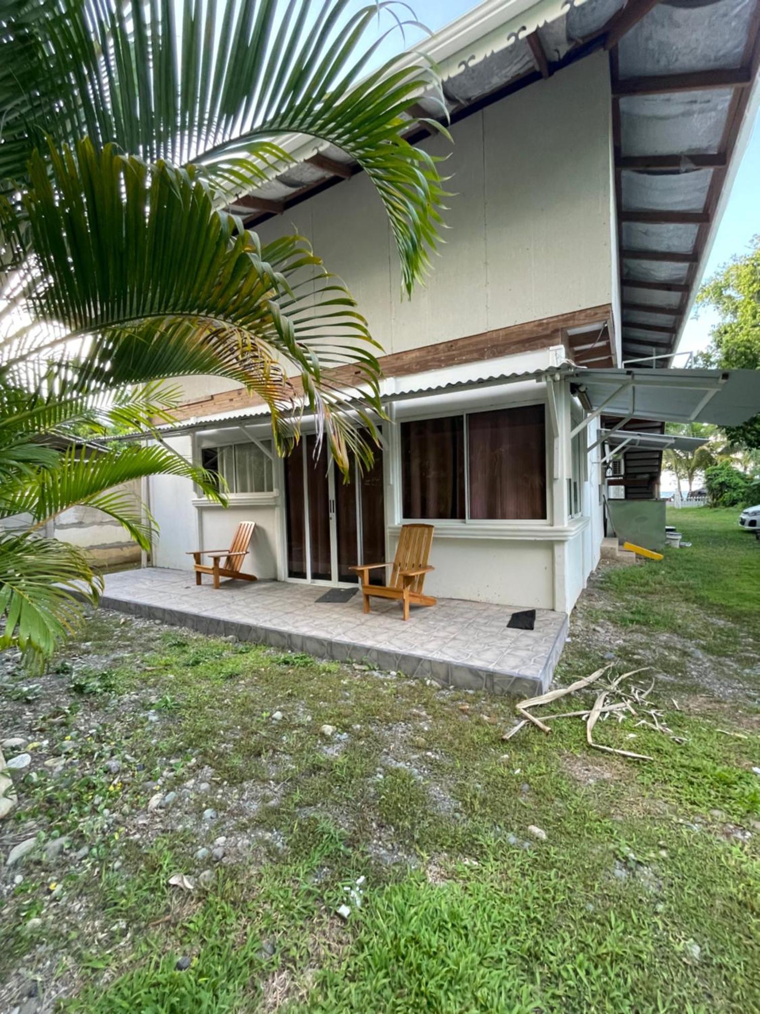 Casa Blanca Beachfront House With Shared Pool Access Pangea Lodge Manzanillo  Esterno foto